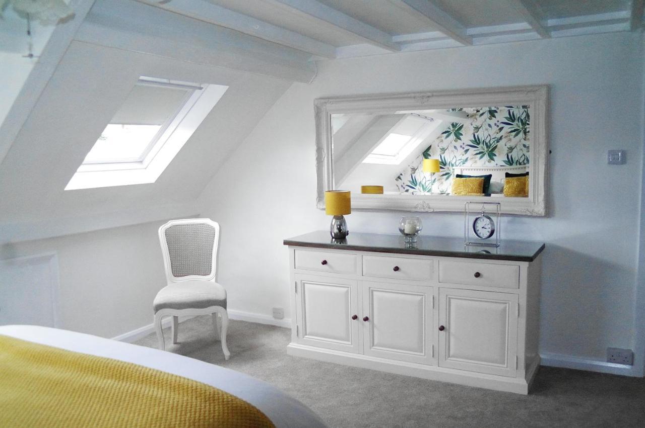White Linen Whitby, Room Only Exteriör bild