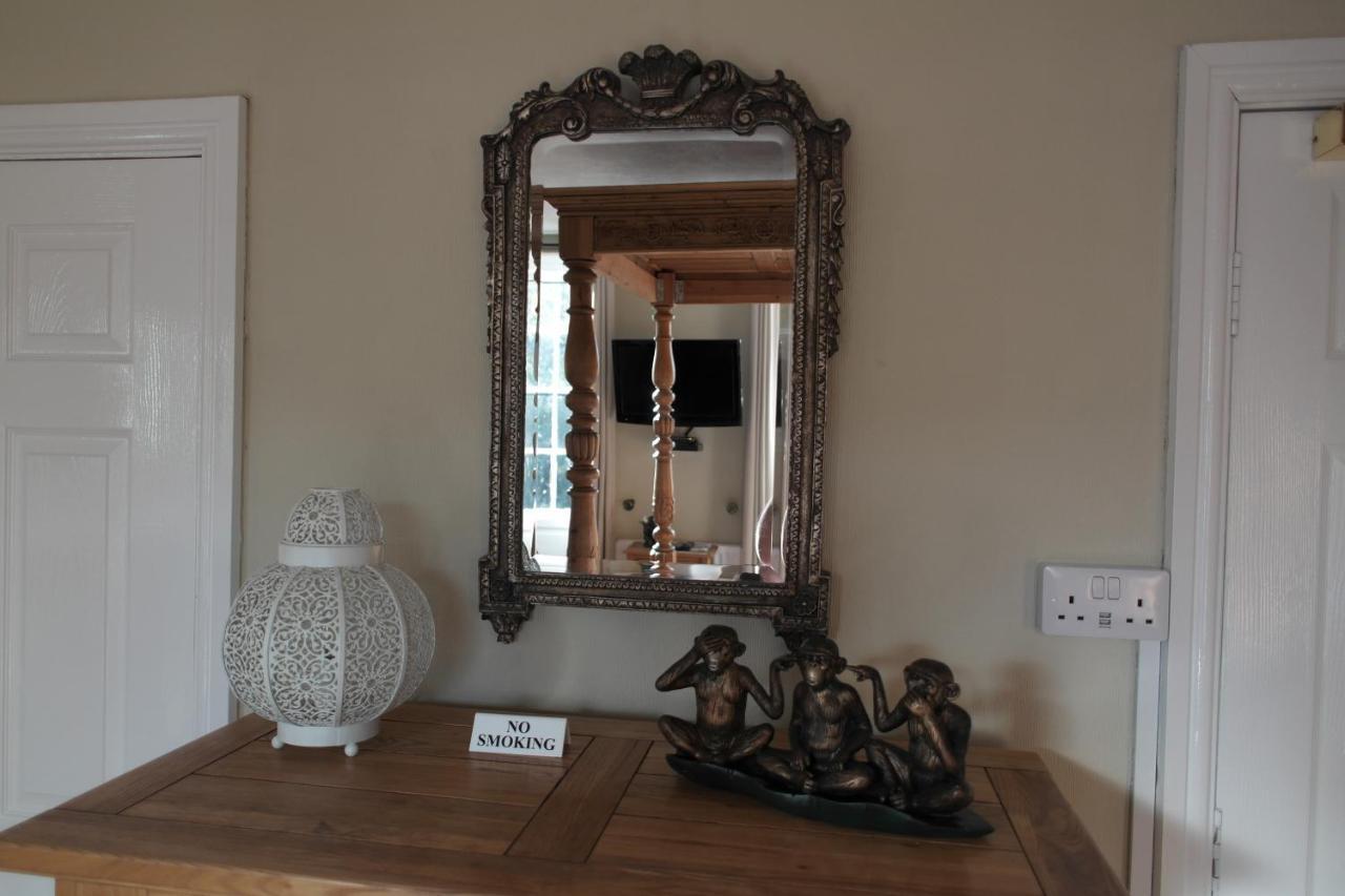 White Linen Whitby, Room Only Exteriör bild