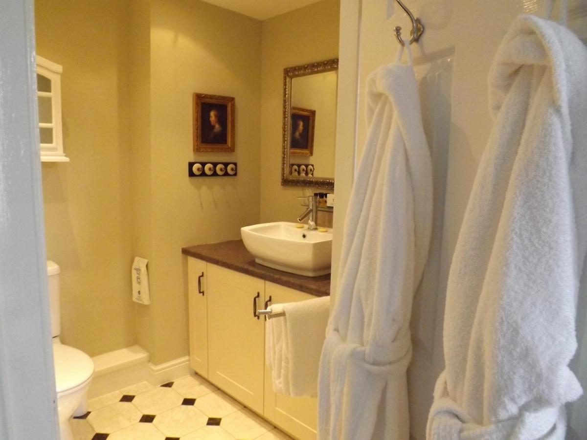 White Linen Whitby, Room Only Exteriör bild